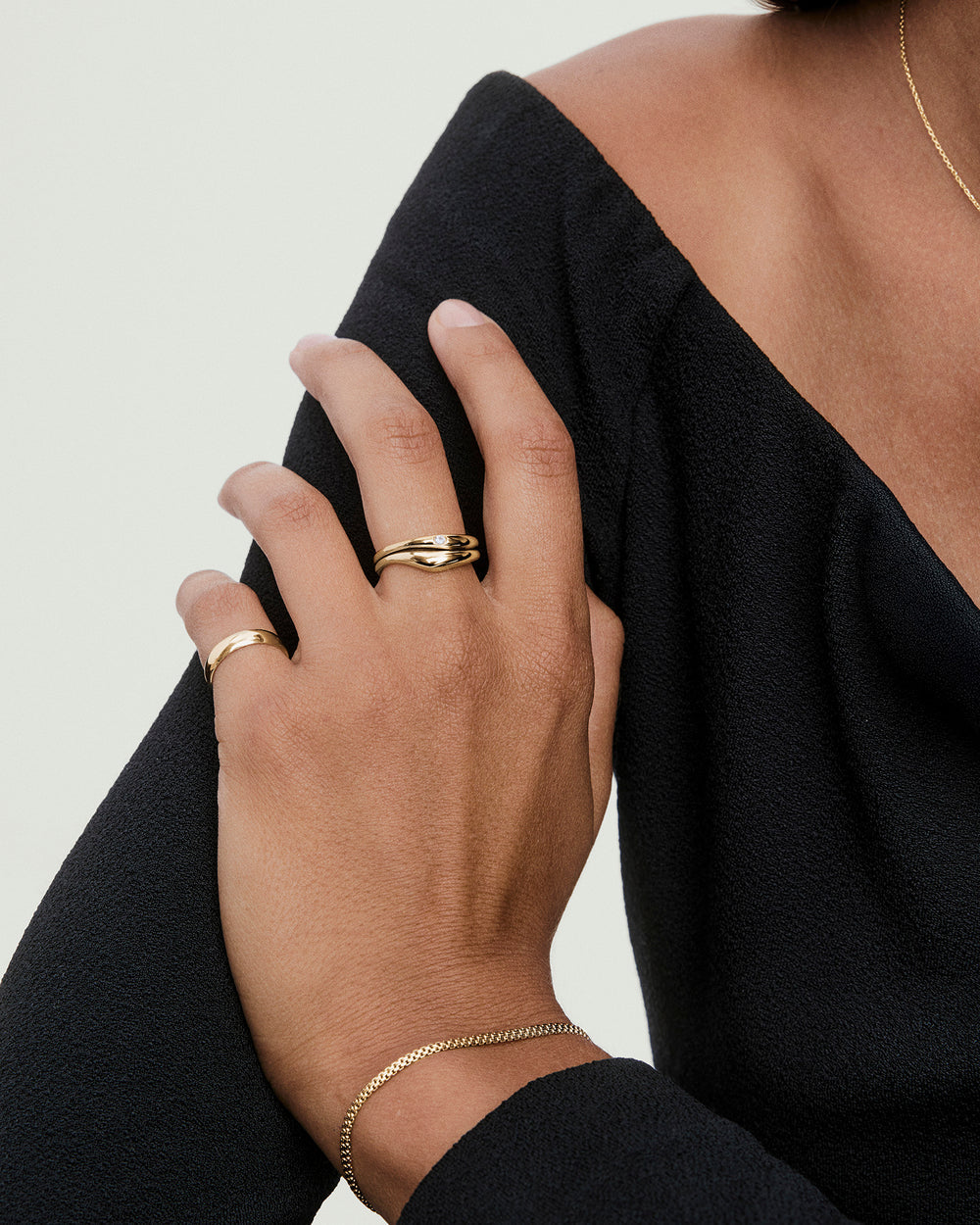 Polished Organic Dôme Nesting Ring Set – on model