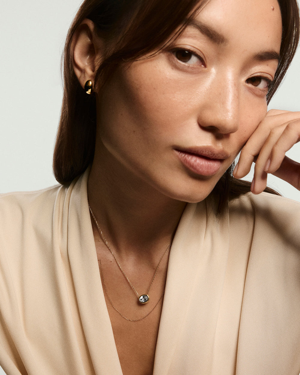 Elegant Lucia Necklace – on model