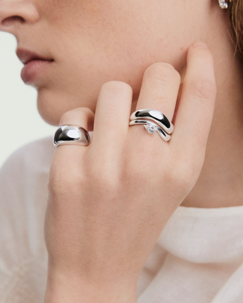 Polished Dôme Figure Balance Ring – on model