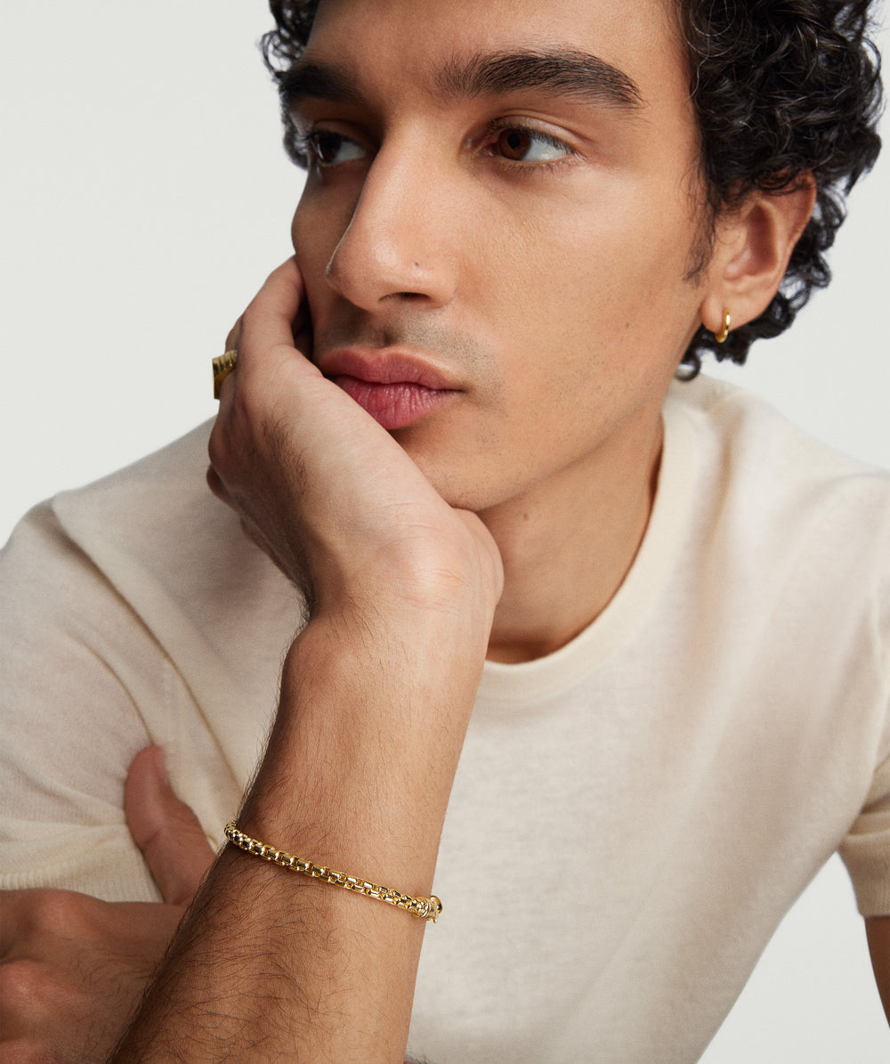 Delicate 3mm Round Box Chain Bracelet – on model
